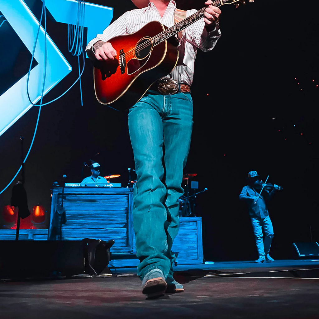 wrangler Men's Cody Johnson Advanced Comfort 01 Competition Relaxed Fit Jean