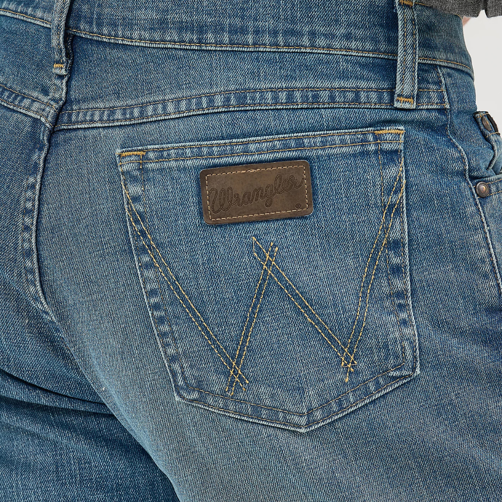 wrangler Men's Cody Johnson Advanced Comfort 01 Competition Relaxed Fit Jean